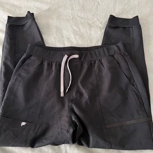 Fabletics jogger scrub pants